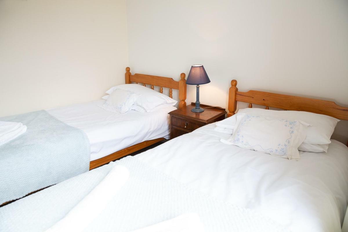 Knightor Manor Bed & Breakfast Penwithick Eksteriør bilde